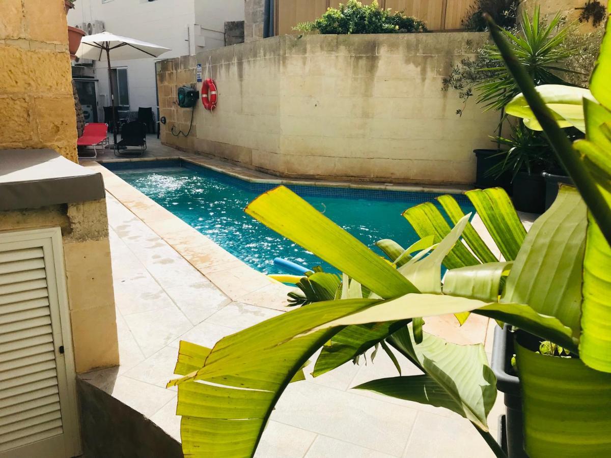 The Cloisters Bed And Breakfast Xaghra Bagian luar foto