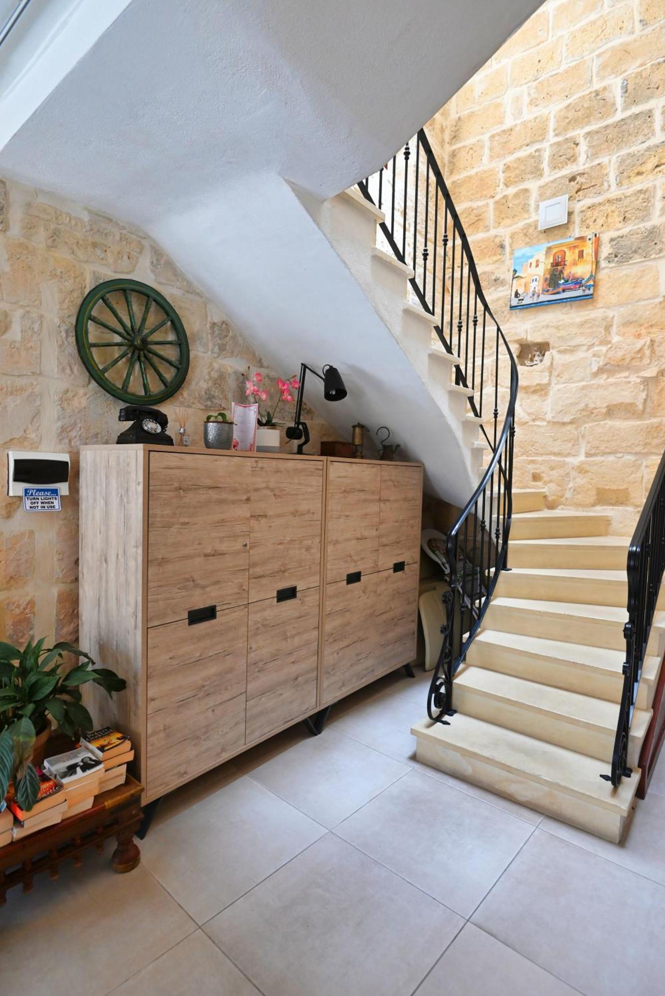 The Cloisters Bed And Breakfast Xaghra Bagian luar foto