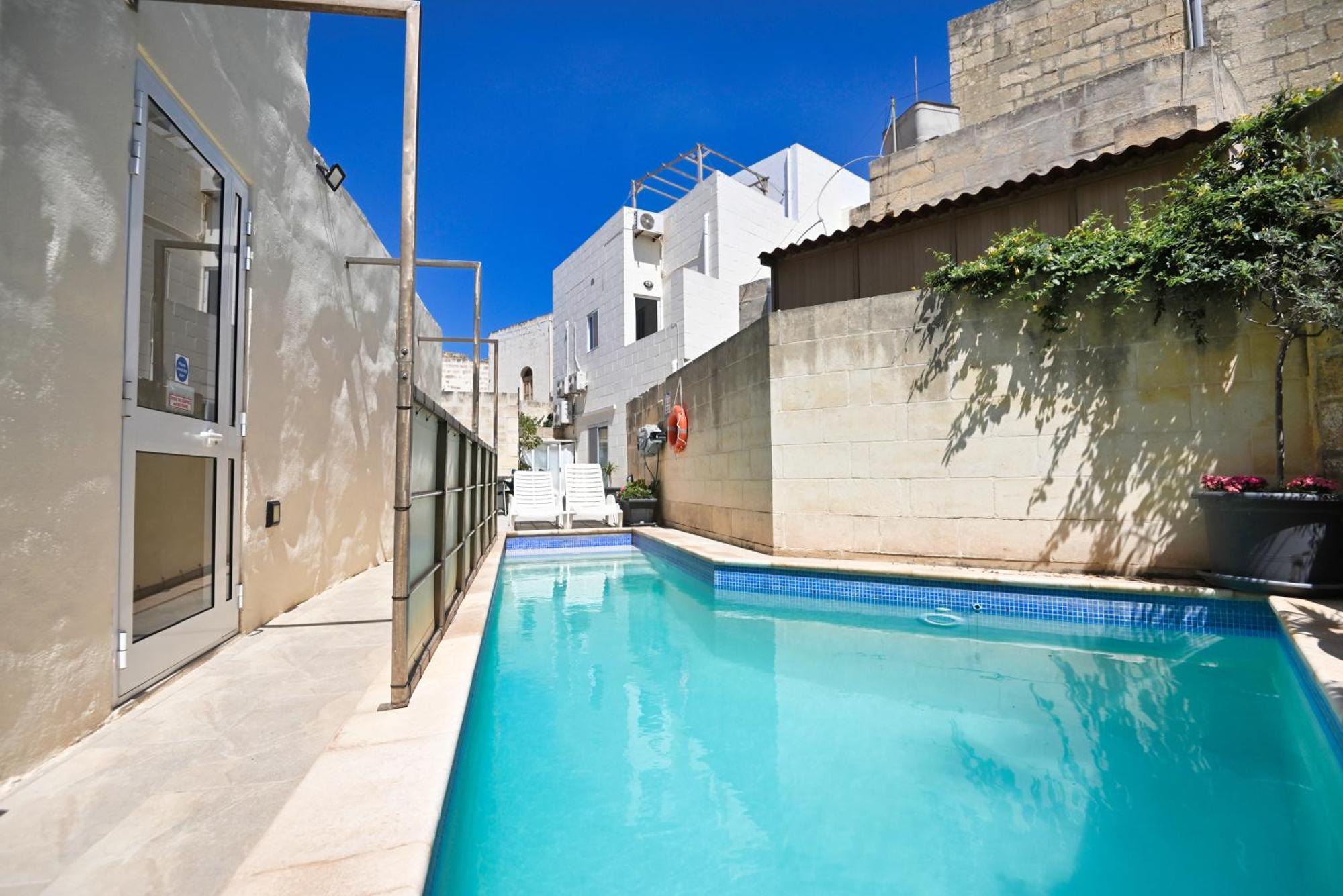 The Cloisters Bed And Breakfast Xaghra Bagian luar foto