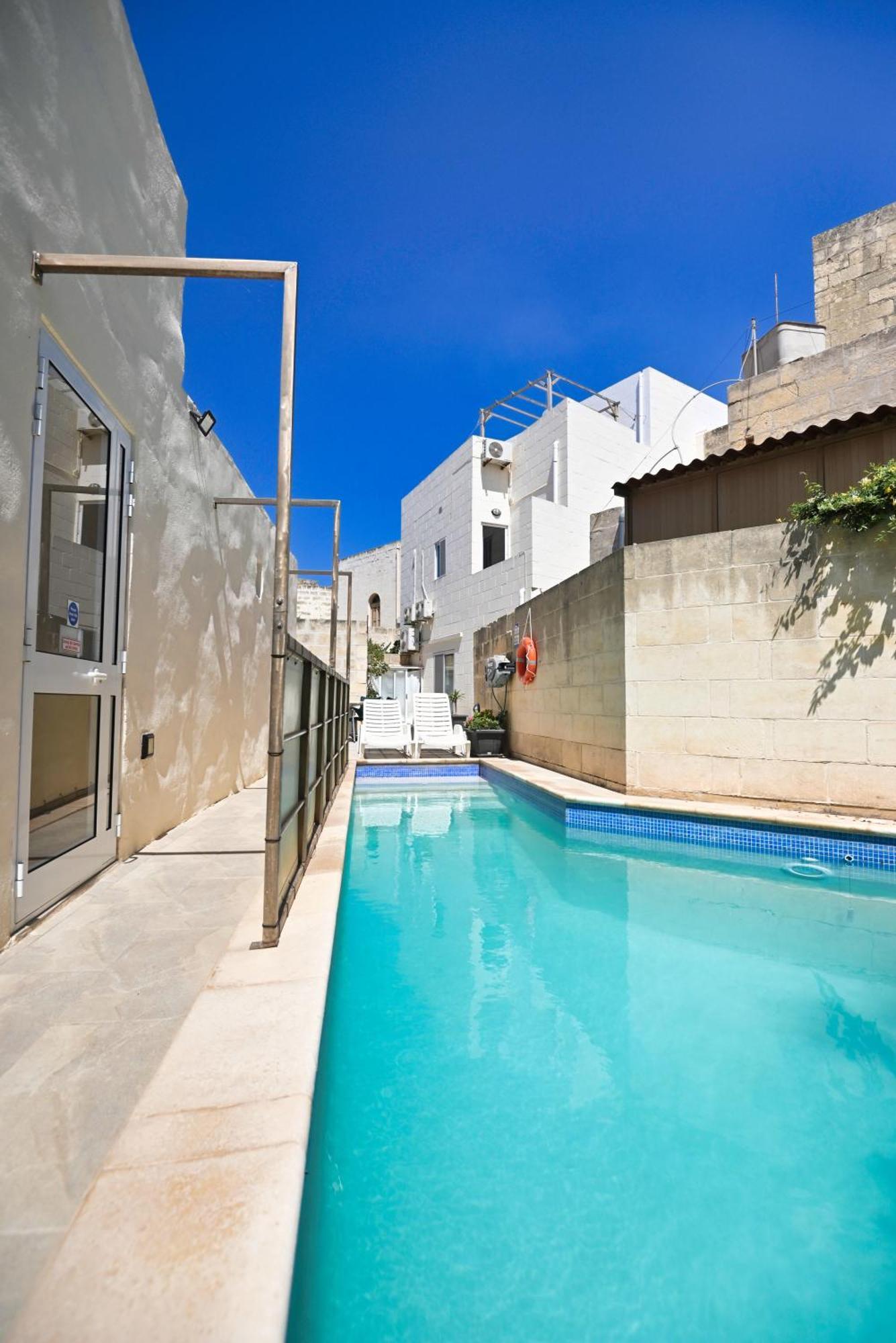 The Cloisters Bed And Breakfast Xaghra Bagian luar foto
